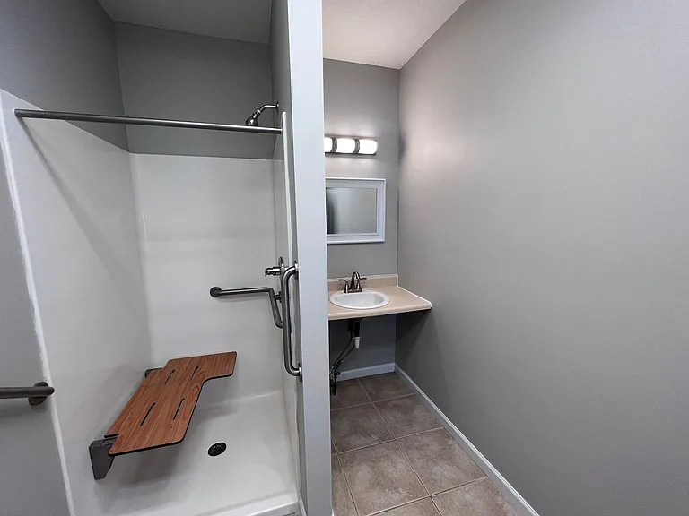 Rand Powell Apartment Homes — Photo 77