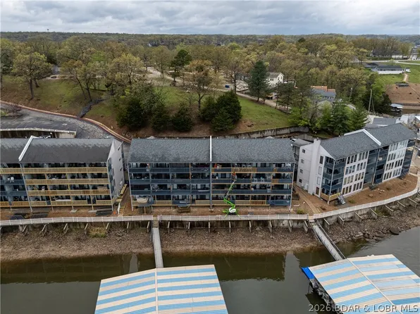 1442 Nichols Rd #B-206, Osage Beach, MO 65065