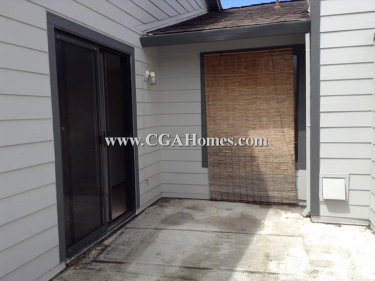 6219 Oak Valley Ln — Photo 12