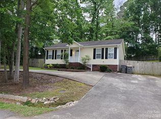 1212 Clifton St, Kannapolis, NC 28081