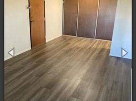111 7th St N - Mora Apartments, 1