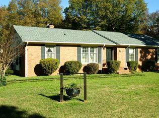 825 Peachtree Rd, Charlotte, NC 28216