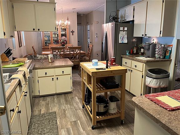 4th image of 9100 Flamingo Cir