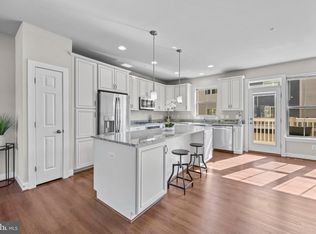 14247 Travilah Rd, Rockville, MD 20850