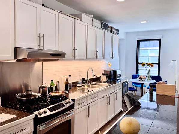 205 W 15th St, New York, NY