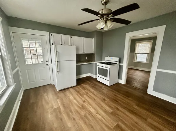 218 Rollstone St #1, Fitchburg, MA 01420