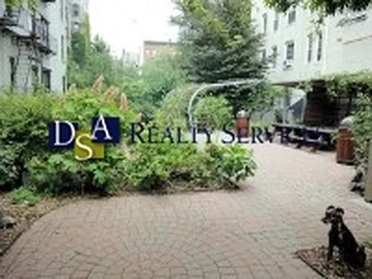 Rented by DSA Realty | media 46