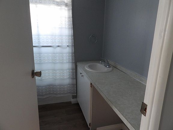 5th image of 3753 E Avenue I Space 7