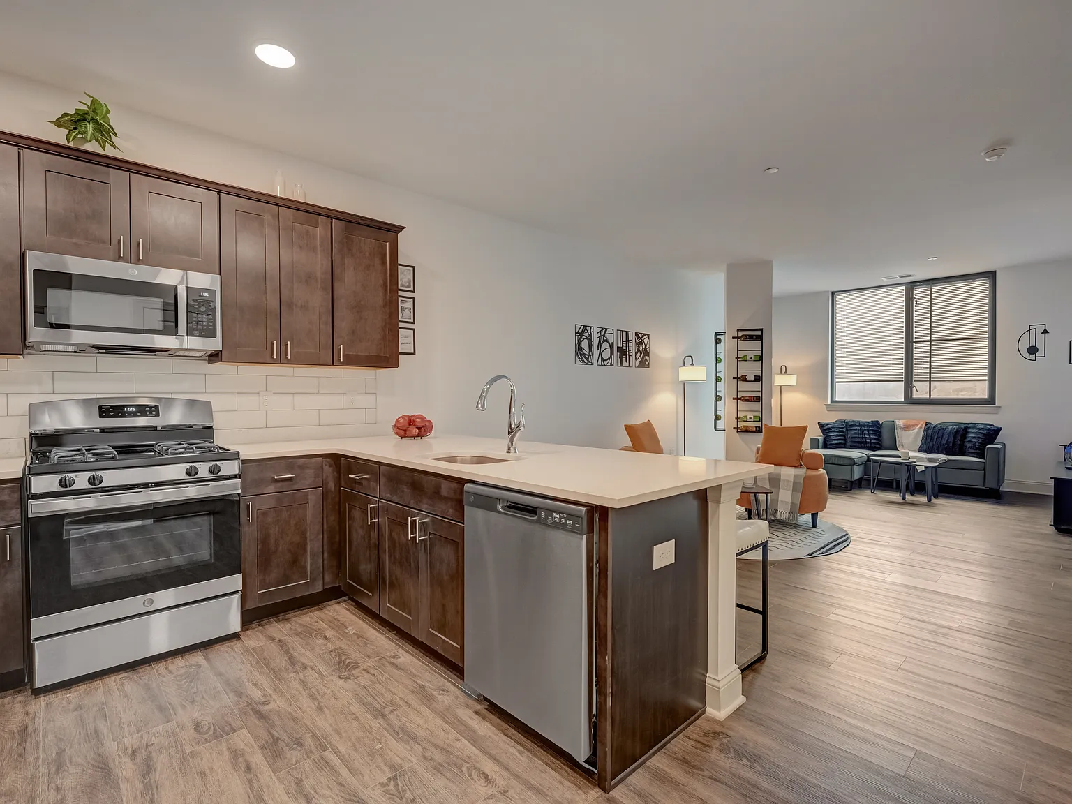 Team Campus Living — Photo 2