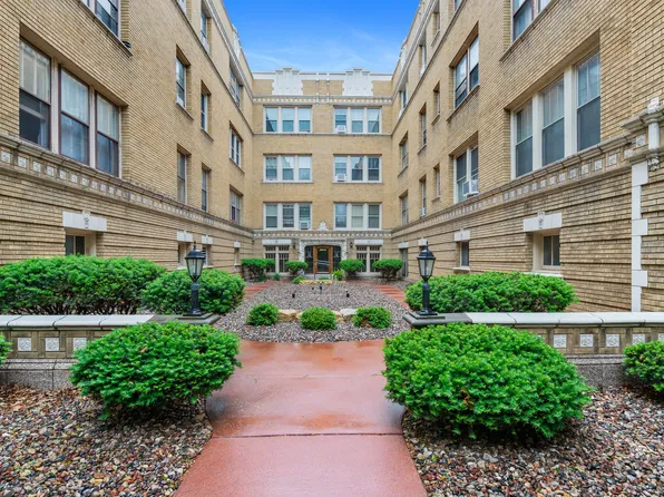 2514 N Harrison St APT N2, Davenport, IA 52803