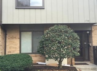 1738 Ivy Oak Sq #31, Reston, VA 20190