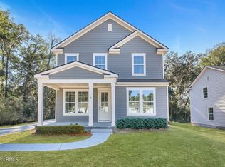 15 Backwater St, Beaufort, SC 29906