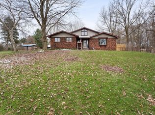 8997 Dexter Chelsea Rd, Dexter, MI 48130