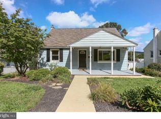 1403 Oak St, Coatesville, PA 19320
