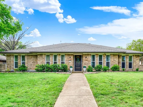 2804 Meadowbrook Dr, Plano, TX 75075