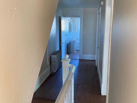 4th image of 110-112 East Ave