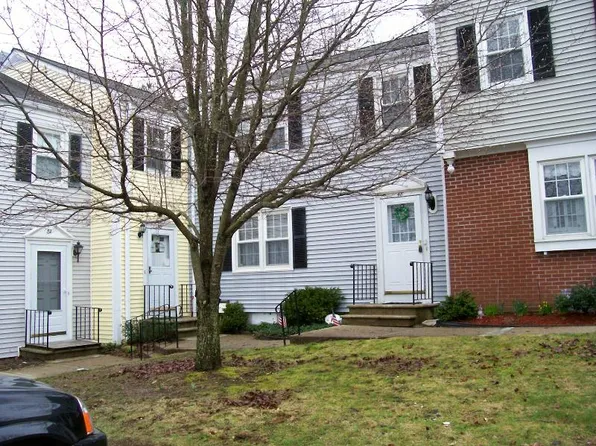 48 Tapping Reeve Vlg, Litchfield, CT 06759