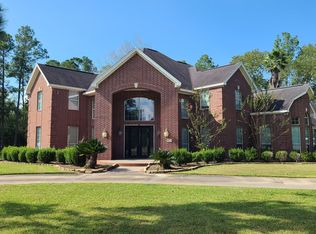401 Countrywood Blvd, Sour Lake, TX 77659