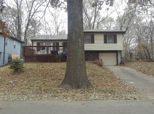 8160 NE San Rafael Dr, Kansas City, MO 64119