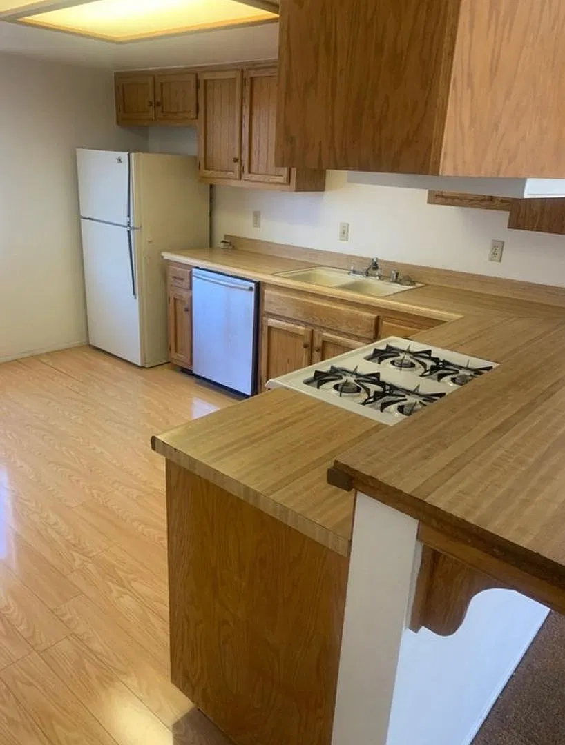 2 Bedroom 1 Bath Unit — Photo 4