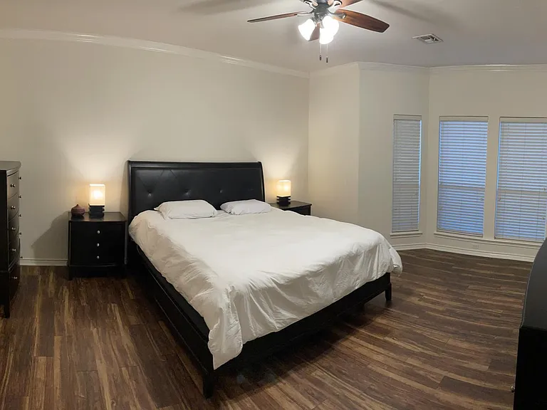 7433 Lake Micala Dr — Photo 33