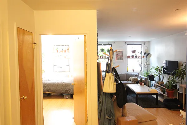 Rented by Bedford 6 Real Estate | media 23