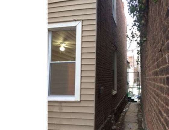 4th image of 6318 N Beechwood St