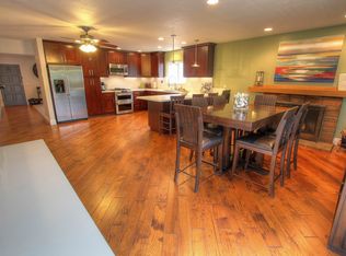 26010 Eshelman Ave, Lomita, CA 90717