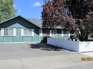 902 SW Rogue River Ave, Grants Pass, OR 97526