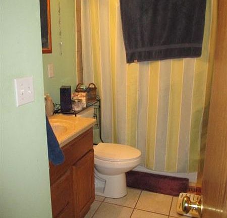 2nd image of 1840 W Highland Ave #E103