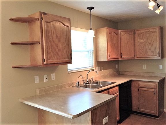 3rd image of 1425 E Kearney Ln