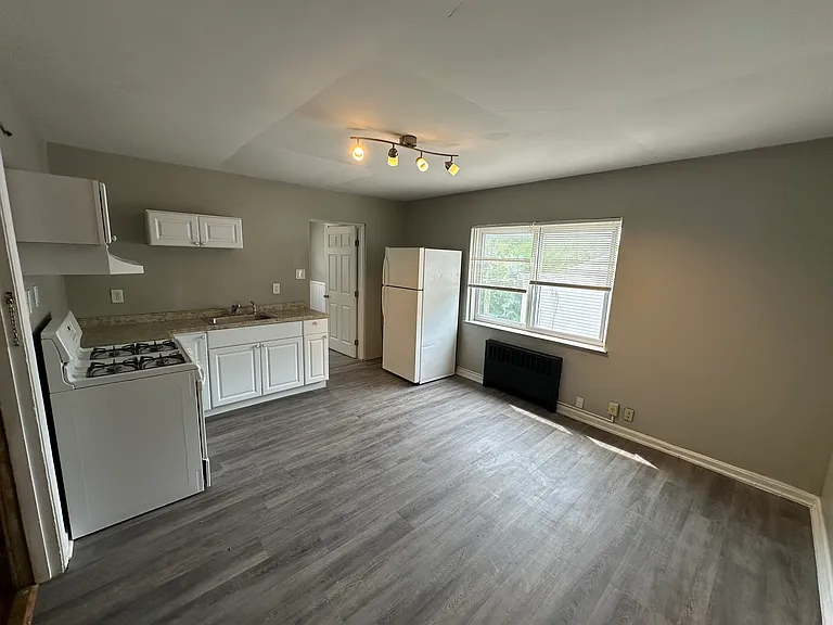 2921 Marshall Ave #2 — Photo 7