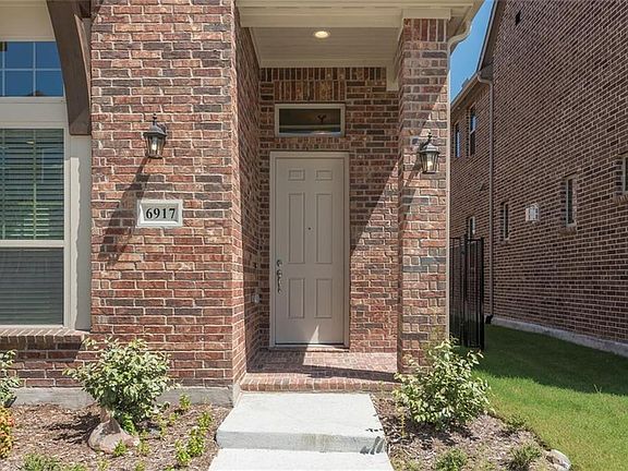 2nd image of 6917 Royal View Dr