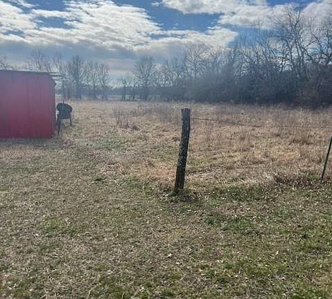 3rd image of 1830 Ness Rd