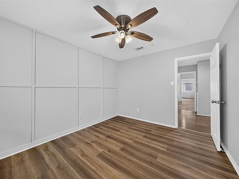 758 Rolling Mill Dr — Photo 35