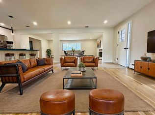 46 Woodcliff Rd #6, Chestnut Hill, MA 02467