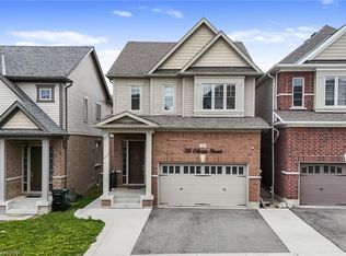 38 Gloria St, Kitchener, ON N2R0R1