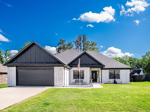 131 Hayden Dr, Beebe, AR 72012