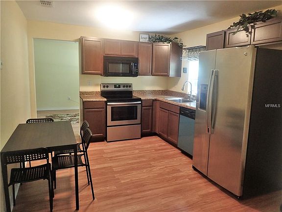 2nd image of 6121 Shirley Ave