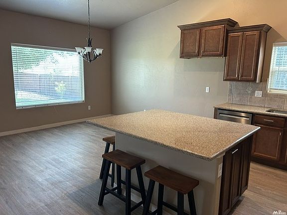 5th image of 1846 Emerald Ct