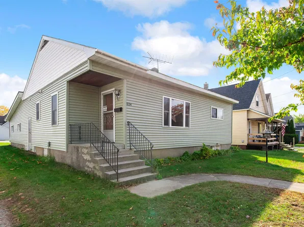1034 Jackson St, Marinette, WI 54143