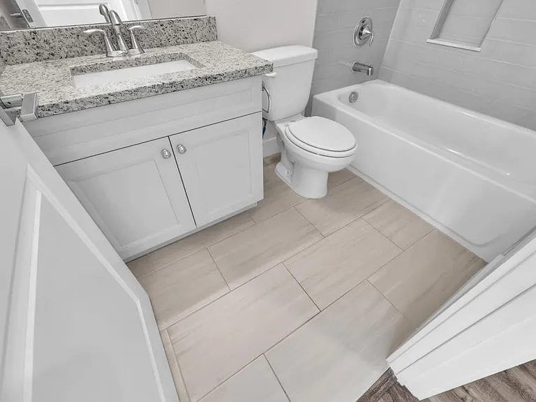 3120 W Azeele St #1 — Photo 53
