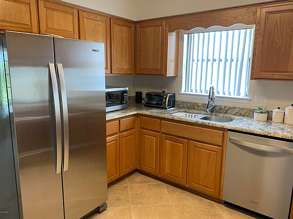 4th image of 6819 Forsythe Dr