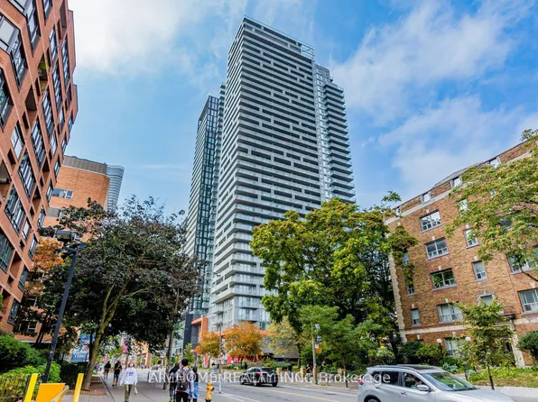 50 Wellesley St E, Toronto, ON