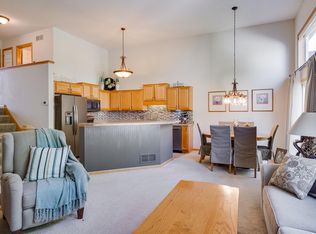 7539 Arbor Ln, Savage, MN 55378