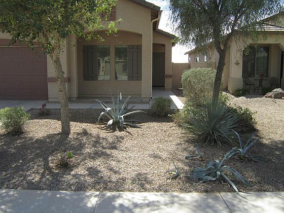 3rd image of 36879 W Mondragone Ln