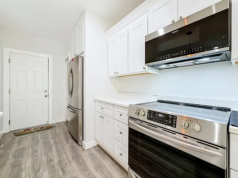 1956 Freedom Dr #1 — Photo 18