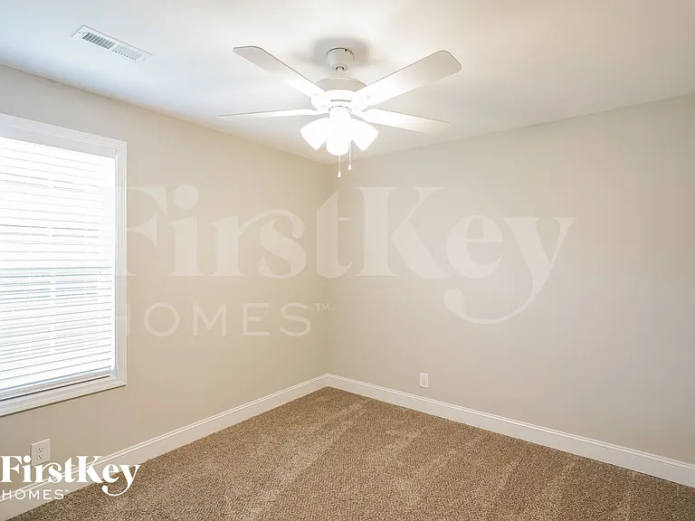 640 Alvin Rd — Photo 12