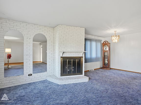 2nd image of 18021 Pin Oak Ct