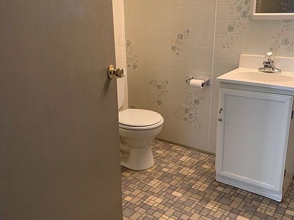5th image of 257 Ogburn Dr